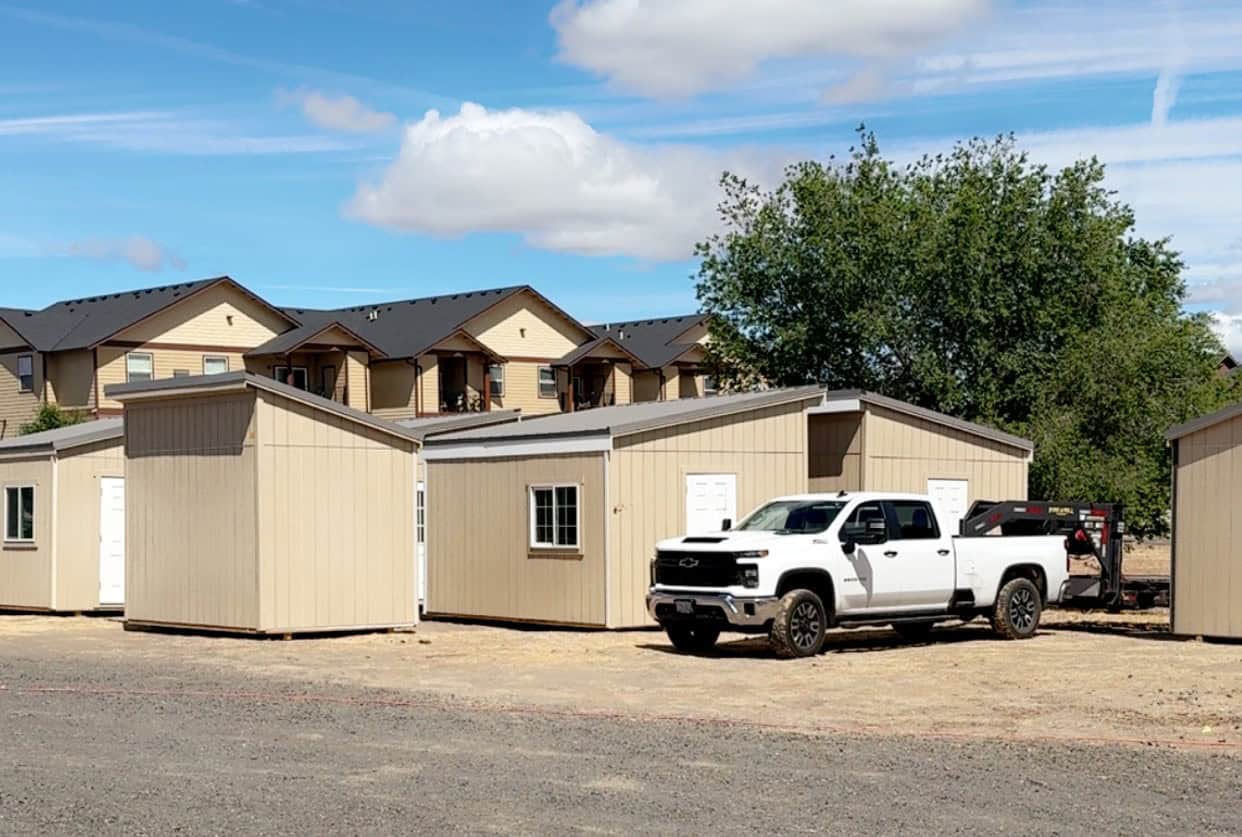 ????????????????????????????????????????????????????????????????????????